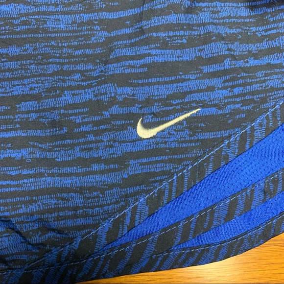 Nike Running Shorts - Picture 4 of 6